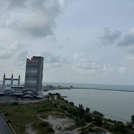 D'Ciella Homes- Sea View, Drawbridge & Ktcc Mall Kuala Terengganu Buitenkant foto