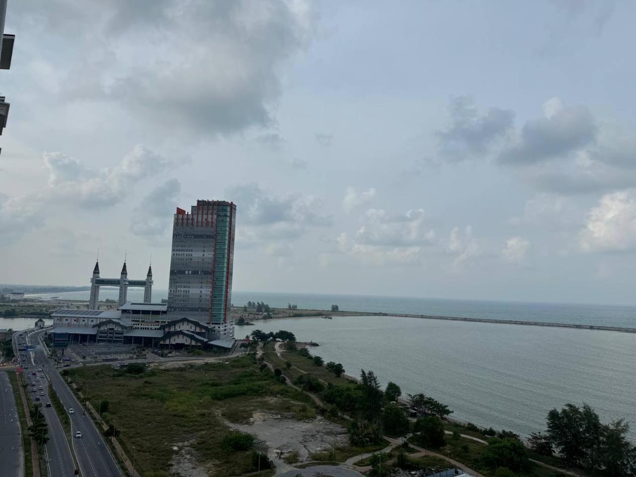 D'Ciella Homes- Sea View, Drawbridge & Ktcc Mall Kuala Terengganu Buitenkant foto