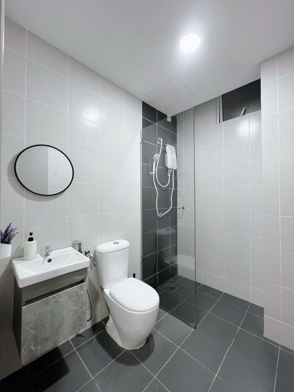 D'Ciella Homes- Sea View, Drawbridge & Ktcc Mall Kuala Terengganu Buitenkant foto
